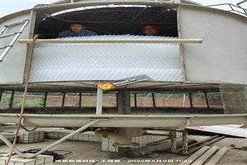 成都XX机械厂冷却塔维修现场