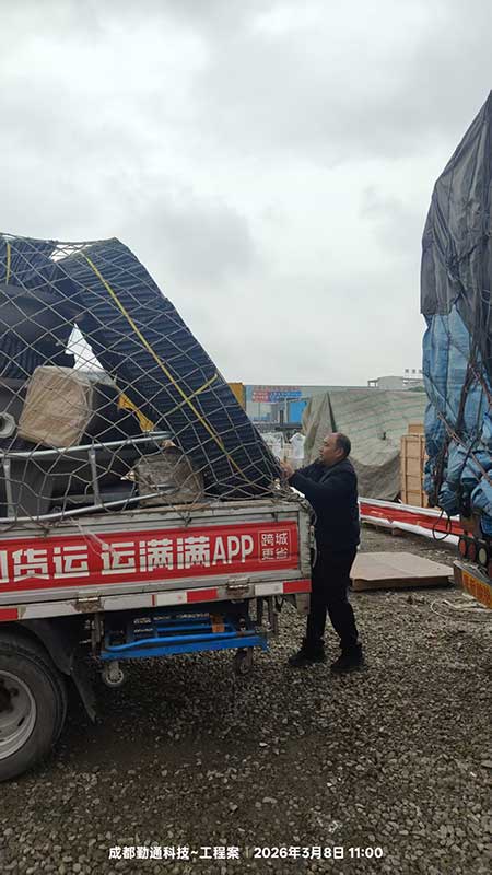 四川成都冷却塔1台60T2台30T圆形冷却塔散件货拉拉直送四川广元