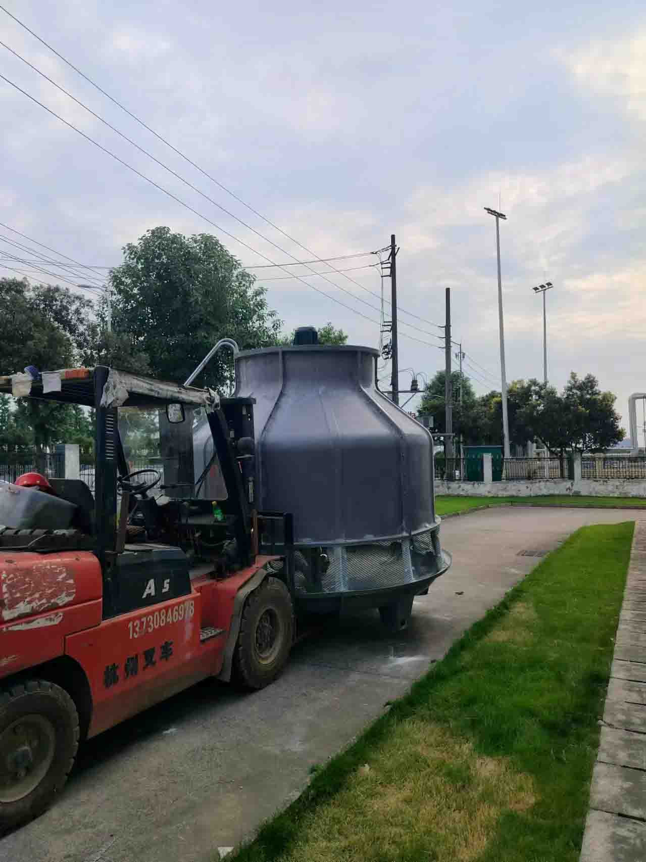 邛崃冷却塔/成都邛崃冷却塔工程案例现场-业主单位：成都欧康医药