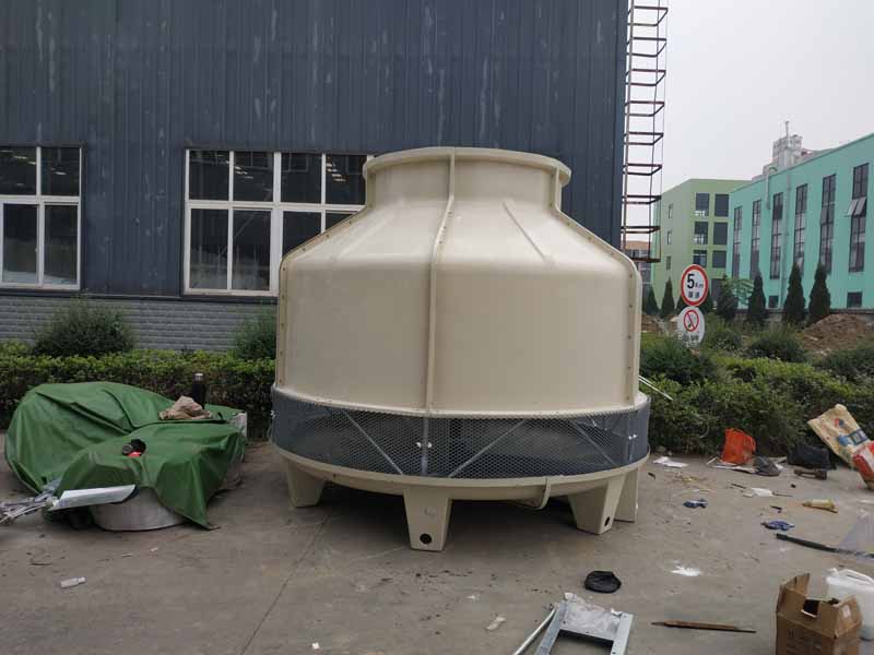 彭州圆形冷却塔-使用单位：成都市宏源防水材料有限公司