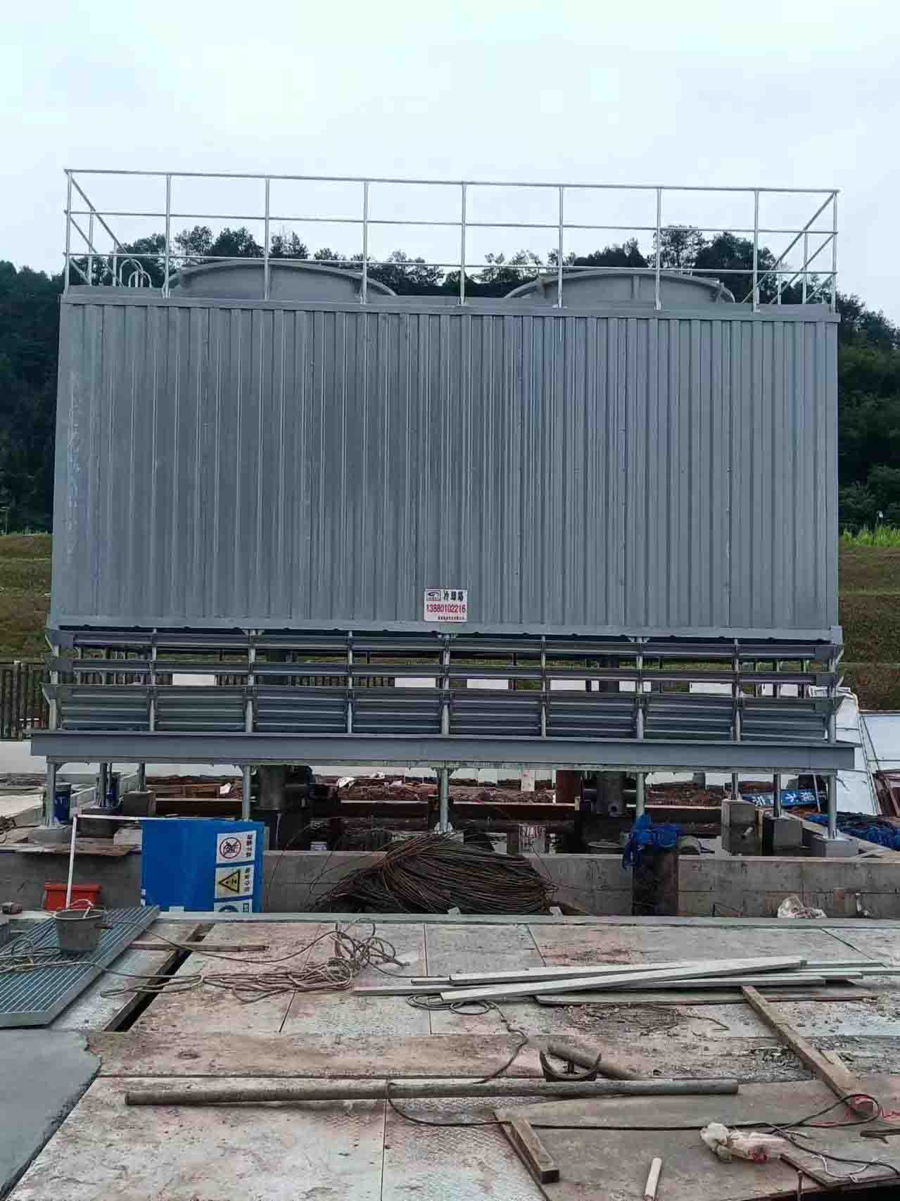 宜宾冷却塔,玻璃钢冷却塔安装项目现场