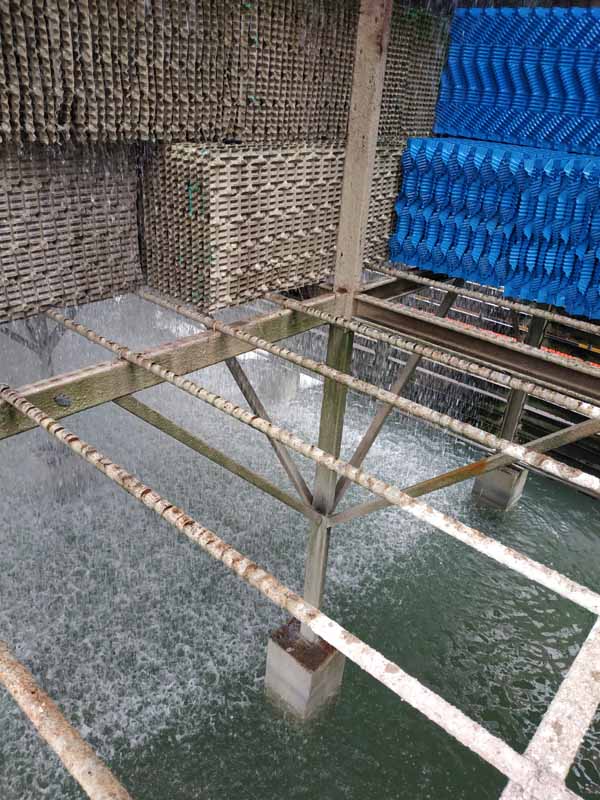 方形冷却塔填料更换的核心是 &ldquo;先拆旧&rarr;选适配新填料&rarr;规范安装&rarr;验收&rdquo;，全程需保障安全和散热效率。